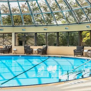 Sheraton Airport & Conference Centre Otel