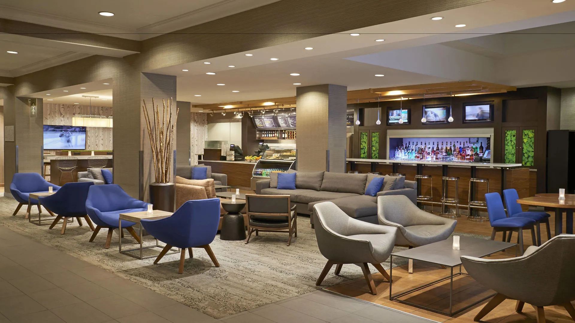 Courtyard By Marriott Toronto Downtown Otel